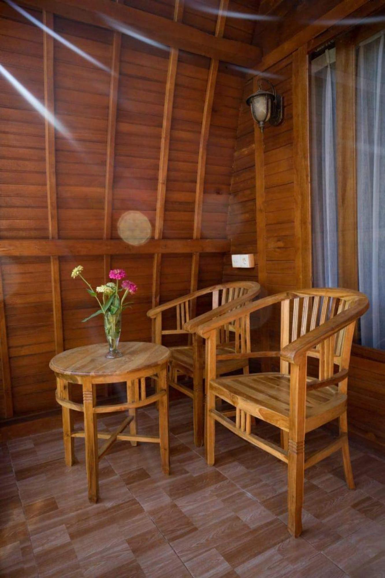 The Peace Arta Bungalow Batununggul Εξωτερικό φωτογραφία