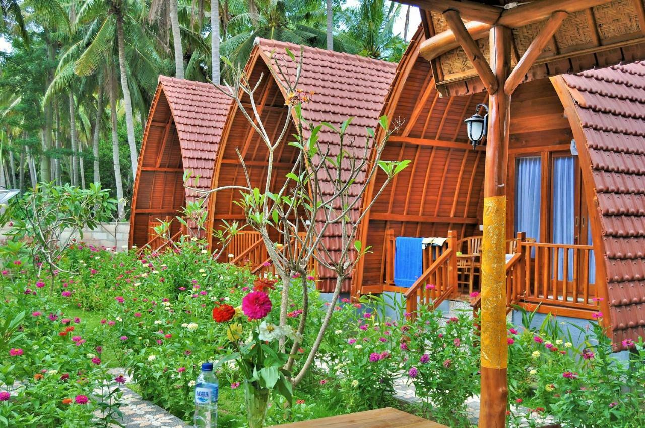 The Peace Arta Bungalow Batununggul Εξωτερικό φωτογραφία